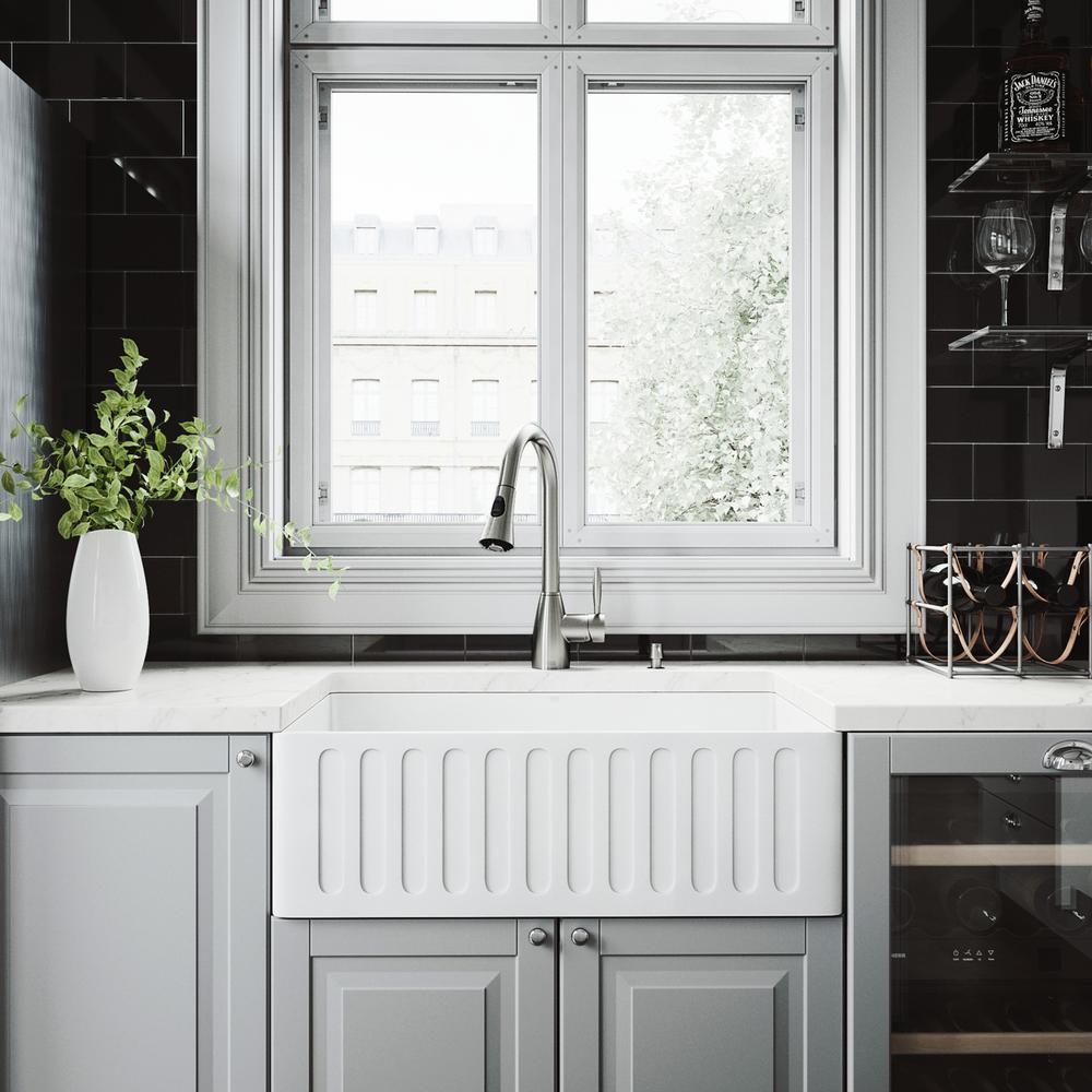 VIGO AllinOne Farmhouse Apron Front Stainless Steel 33 in. Single