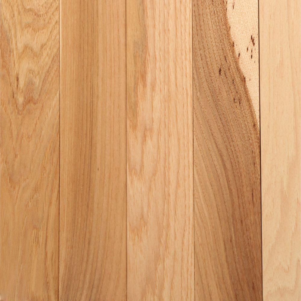 Bruce Hickory Country Natural 3 4 In Thick X 2 1 4 In Wide X Varying Length Solid Hardwood Flooring 20 Sq Ft Case