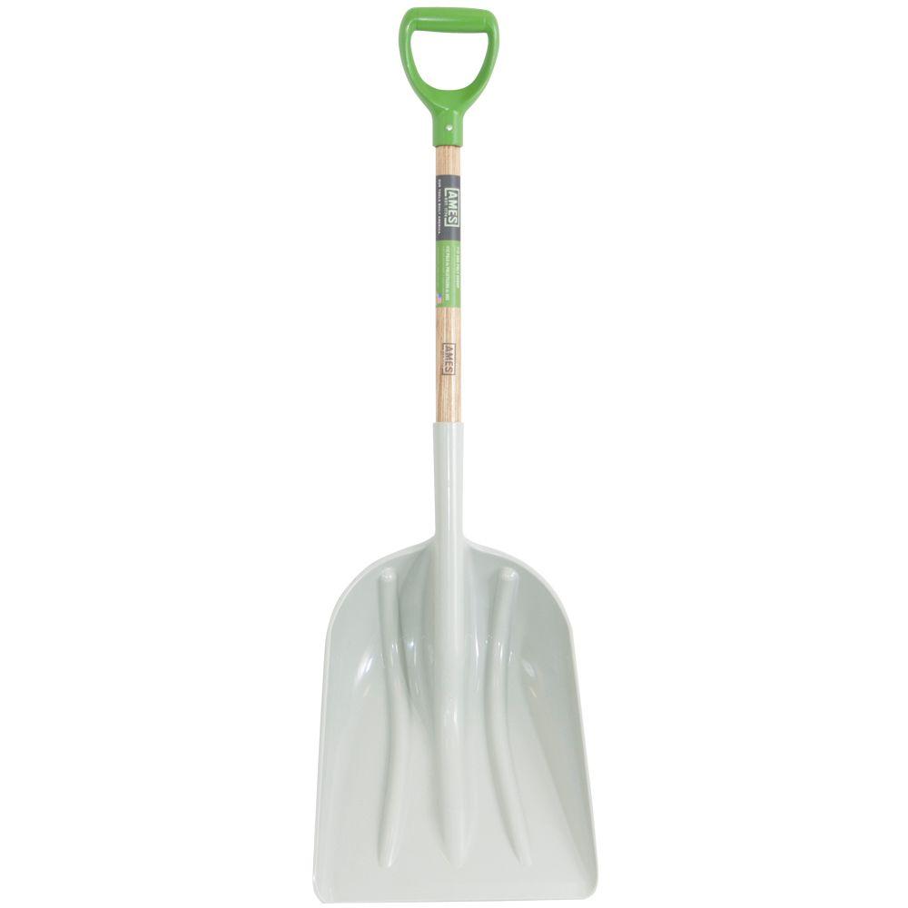 Ames 27.5 inch D-Handle Poly Scoop by Ames