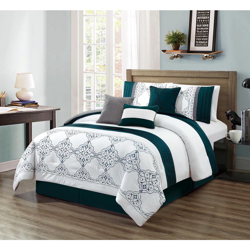 Home MHF Home Charlotte Medallion 7Piece Teal Queen Comforter