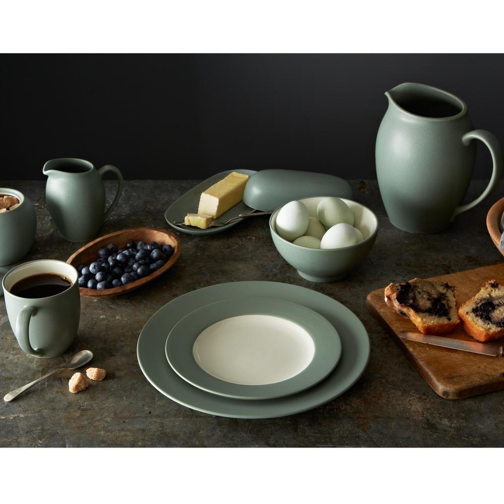 green tableware sets