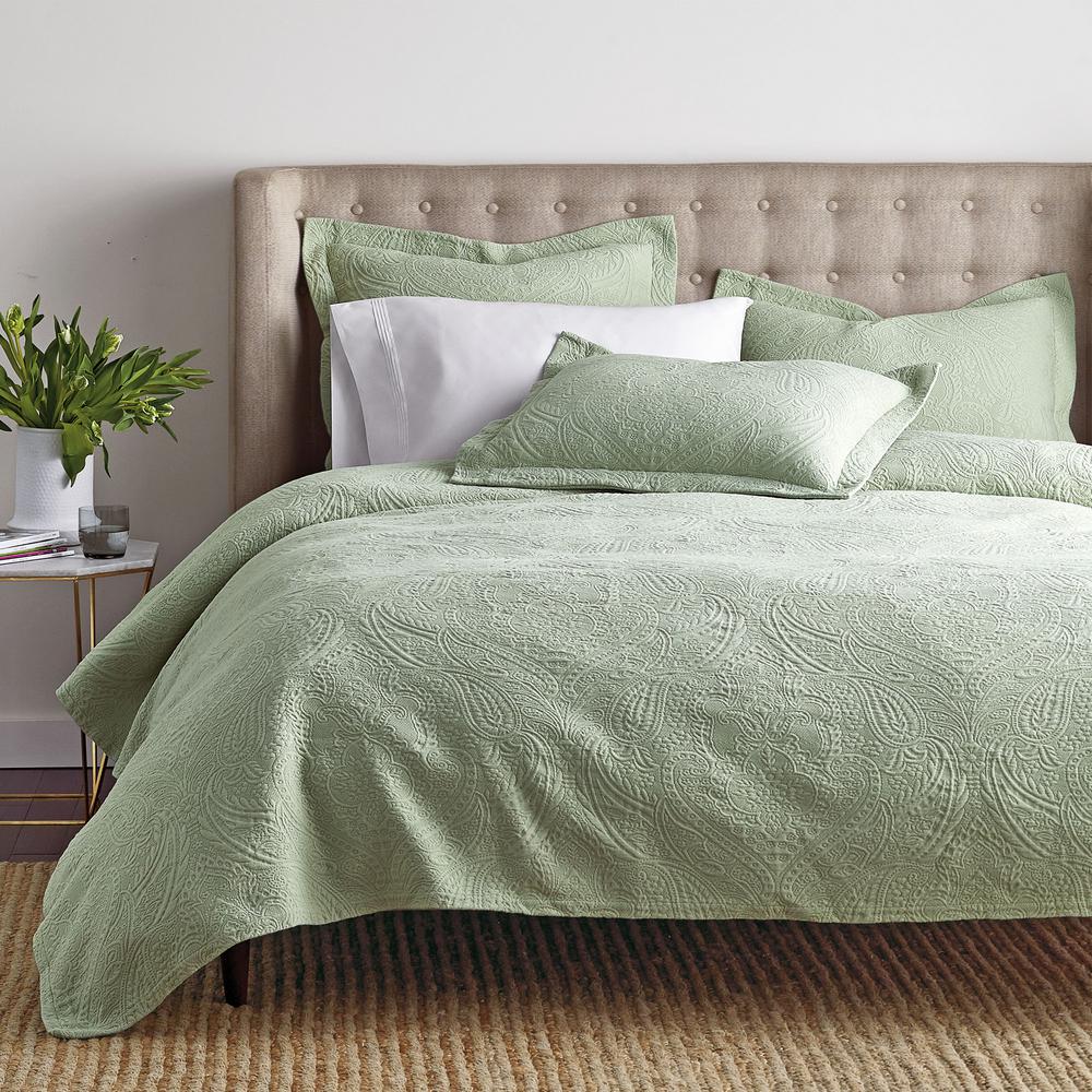 The Company Hillcrest Matelasse Sage Queen Coverlet 50172q Q