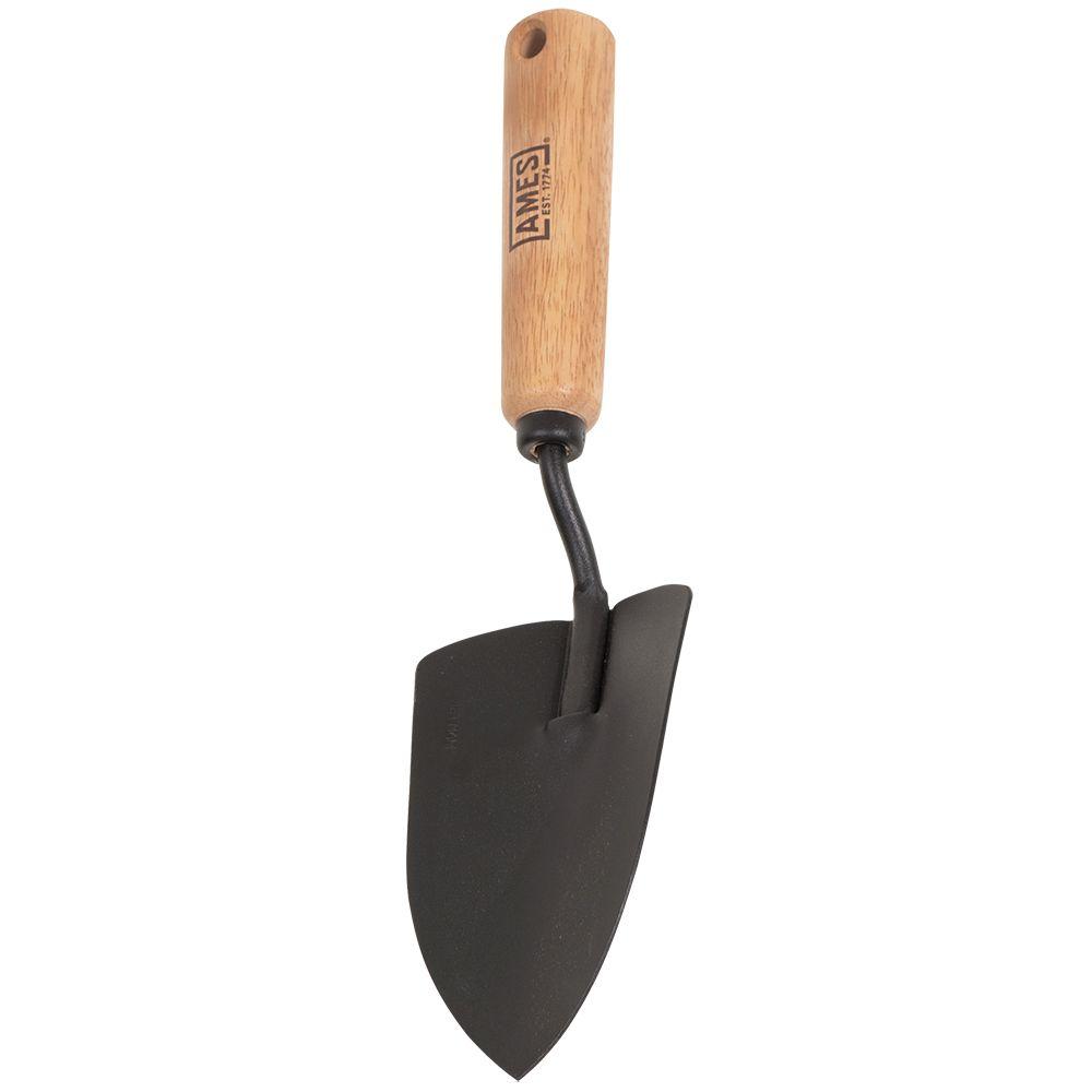 picture of hand trowel