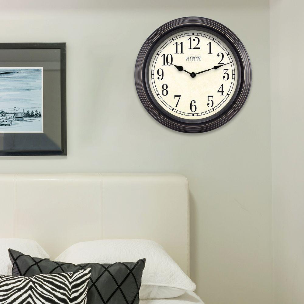 Round Brown Antique Og Wall Clock 15 In H Indoor Glass Lens Round Brown Antique Og Wall Clock 15 In H Indoor Glass Lens Quartz New