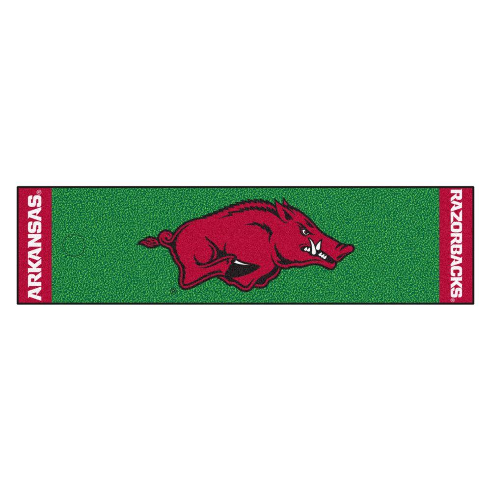 FANMATS NCAA University of Arkansas 1 ft. 6 in. x 6 ft. Indoor 1Hole Golf Practice Putting