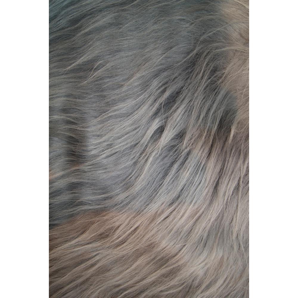 Natural Icelandic Grey Brisa 24 In X 24 In X 12 In Short Hair