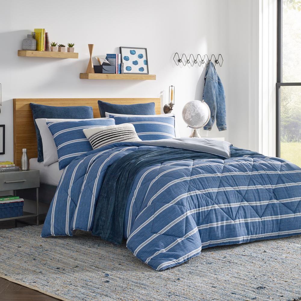 queen size comforter blue