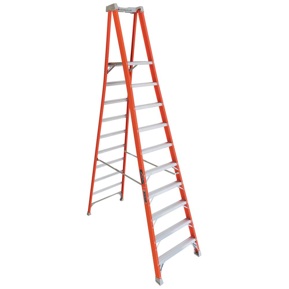 Husky 6 ft fiberglass ladder