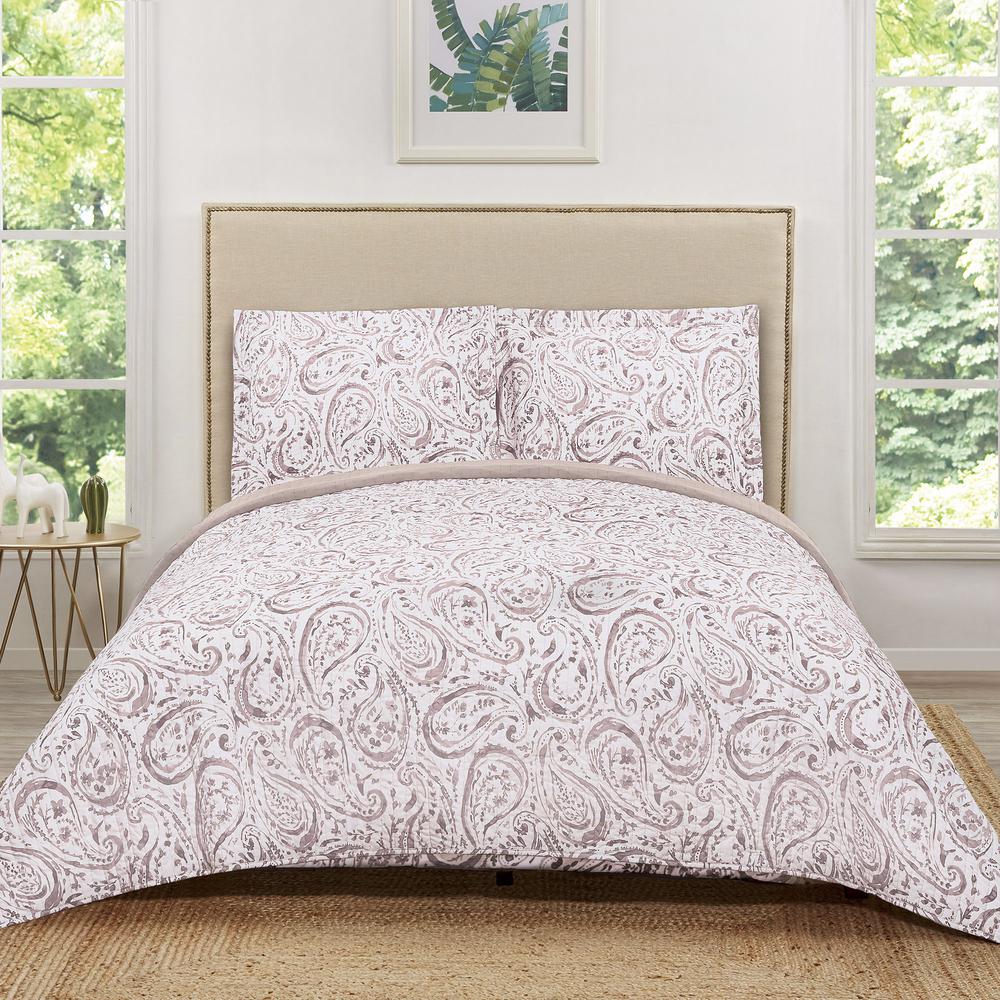 Truly Soft Watercolor Red Pink Paisley Blush Damask King Quilt Set Truly Soft Watercolor Red Pink Paisley Blush Damask King Quilt Set Qs2215blkg 2300 The Home Depot