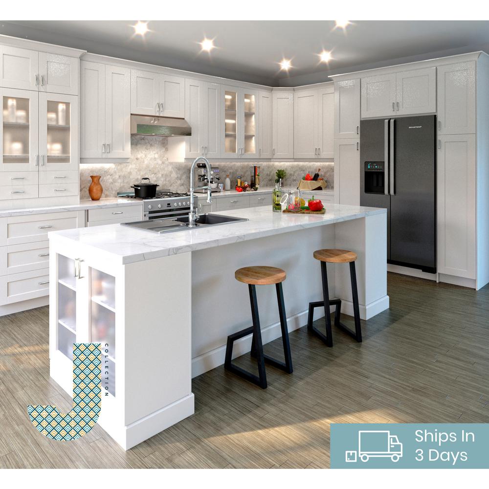 J Collection Shaker Assembled 30 In X 84 5 In X 24 In Pantry Cabinet With Five Inner Drawers In Vanilla White T302484 5i5 Ws The Home Depot