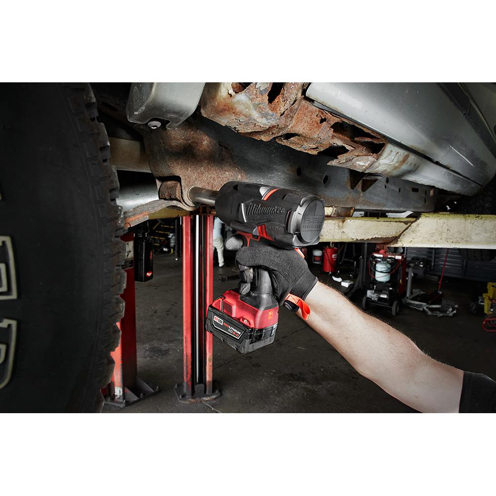Milwaukee M18 Fuel 18 Volt Lithium Ion Brushless Cordless 1 2 In Impact Wrench With Friction Ring Kit With Two 5 0 Ah Batteries 2767 22 The Home Depot