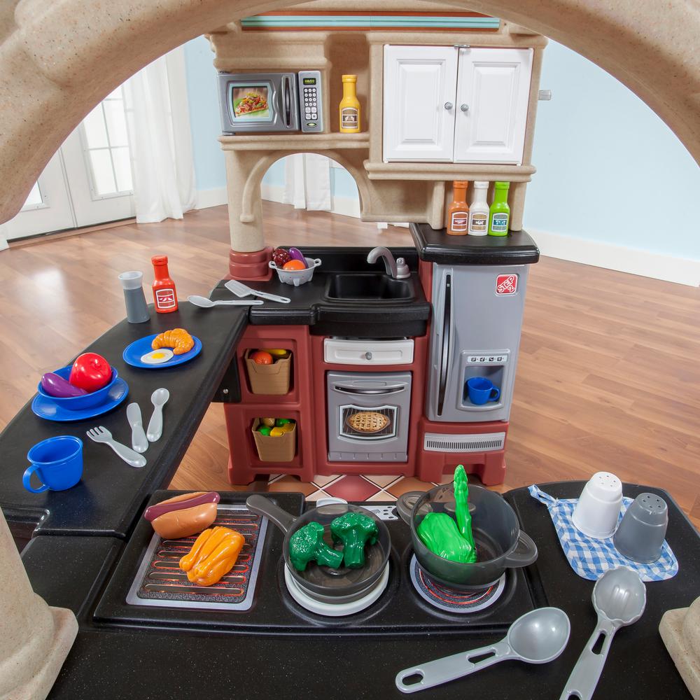 walk in toy kitchen