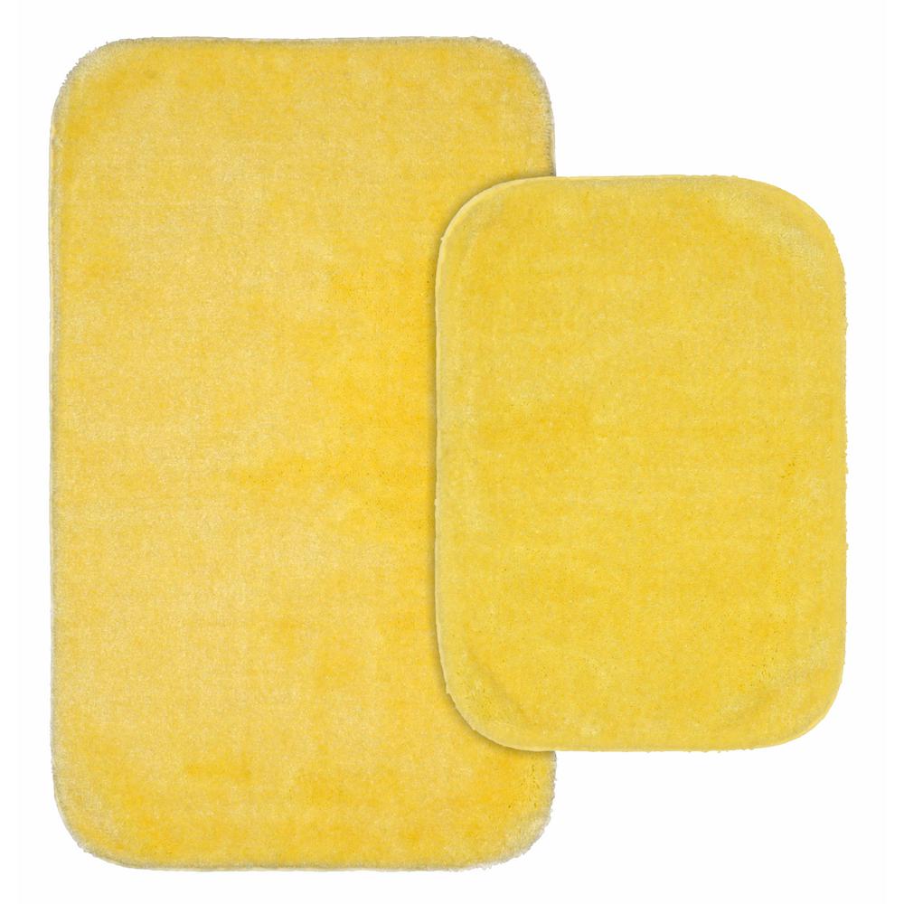 yellow bath mat