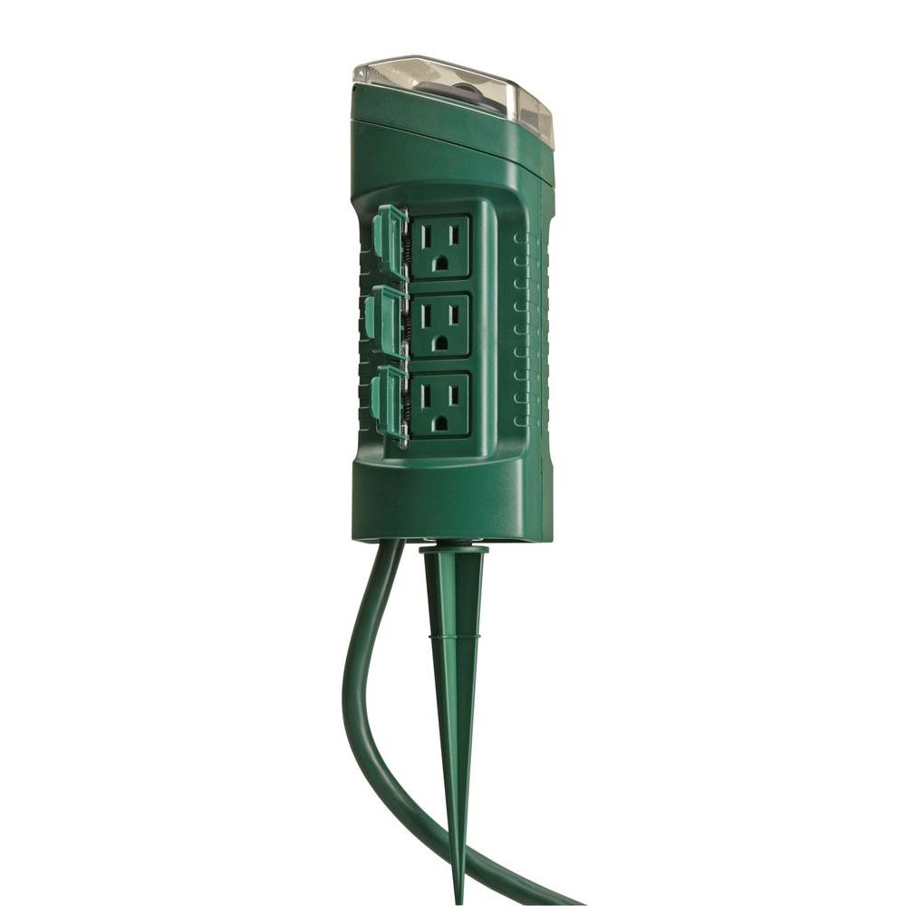 Woods 15 Amp Outdoor Plug In Photocell Light Sensor 6 Outlet Yard Stake Timer With 6 Ft Cord Green 13547wd The Home Depot