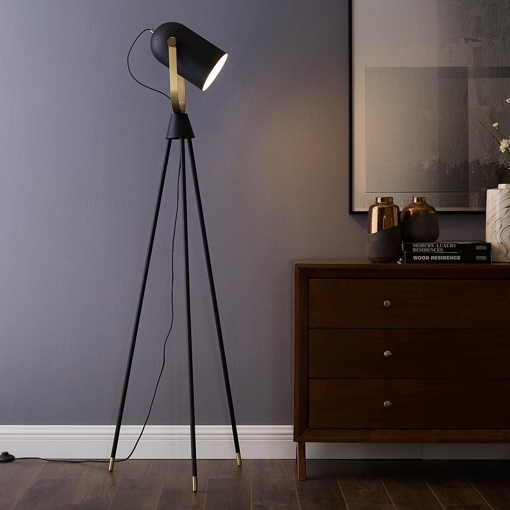 floor standing adjustable lamp