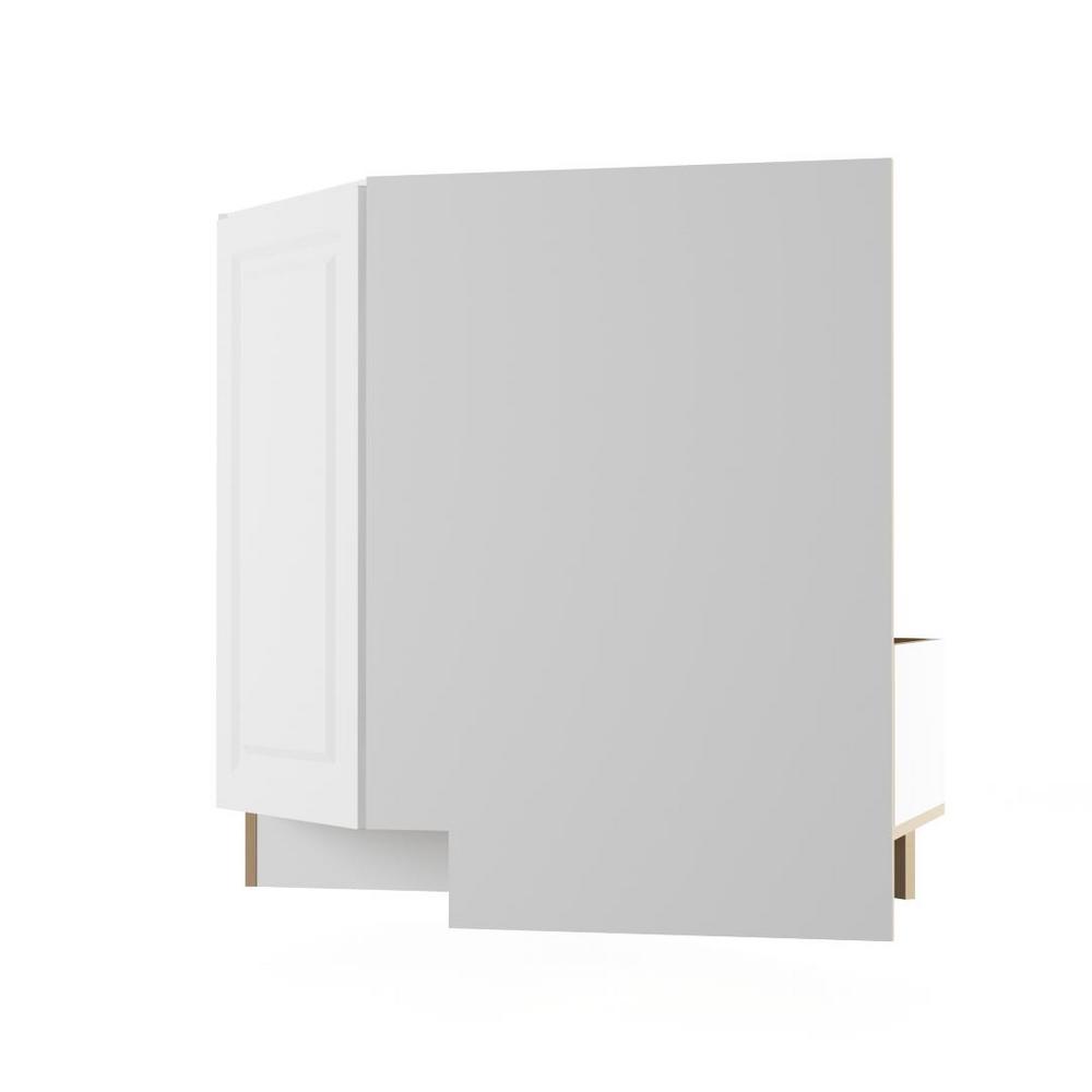 Hampton Bay Benton Ready To Assemble 36x34 5x24 5 In Corner Sink Base Cabinet In White Bt3635c Wh The Home Depot