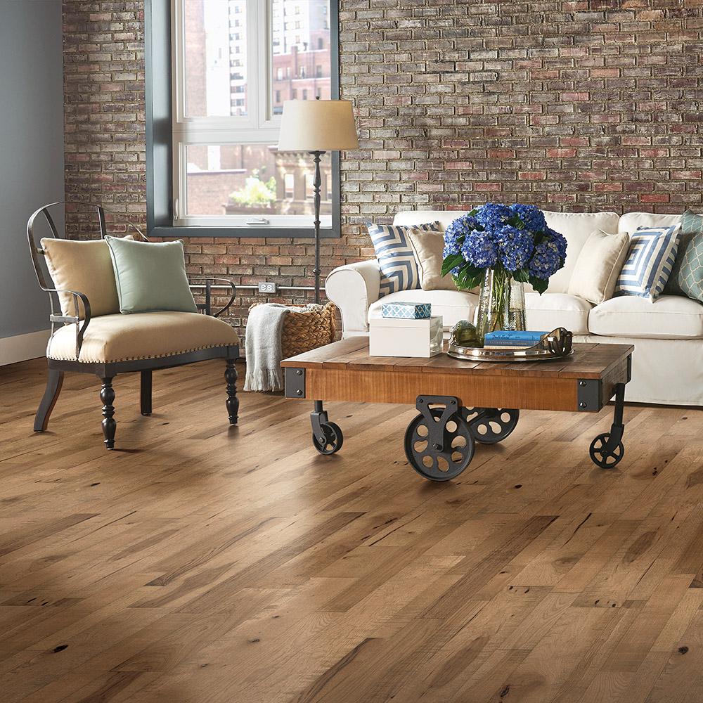 Bruce Plano Oak Mocha 3 4 In Thick X 5 In Wide X Varying Length Solid Hardwood Flooring 23 5 Sq Ft Case Skpl59l50 The Home Depot