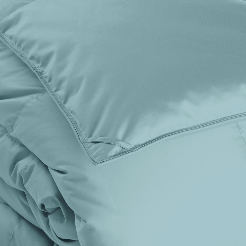 The Company Store White Bay Medium Warmth Cloud Blue Full Down