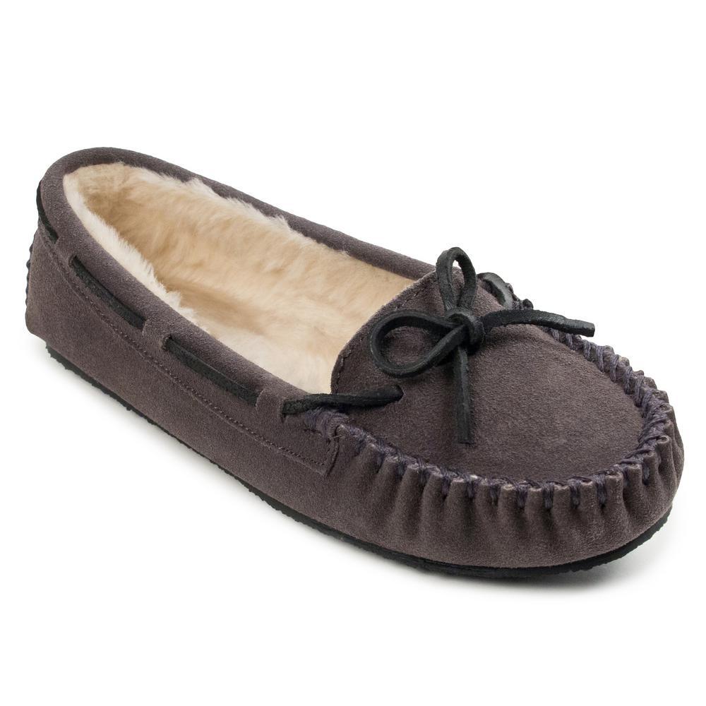minnetonka cally suede slipper
