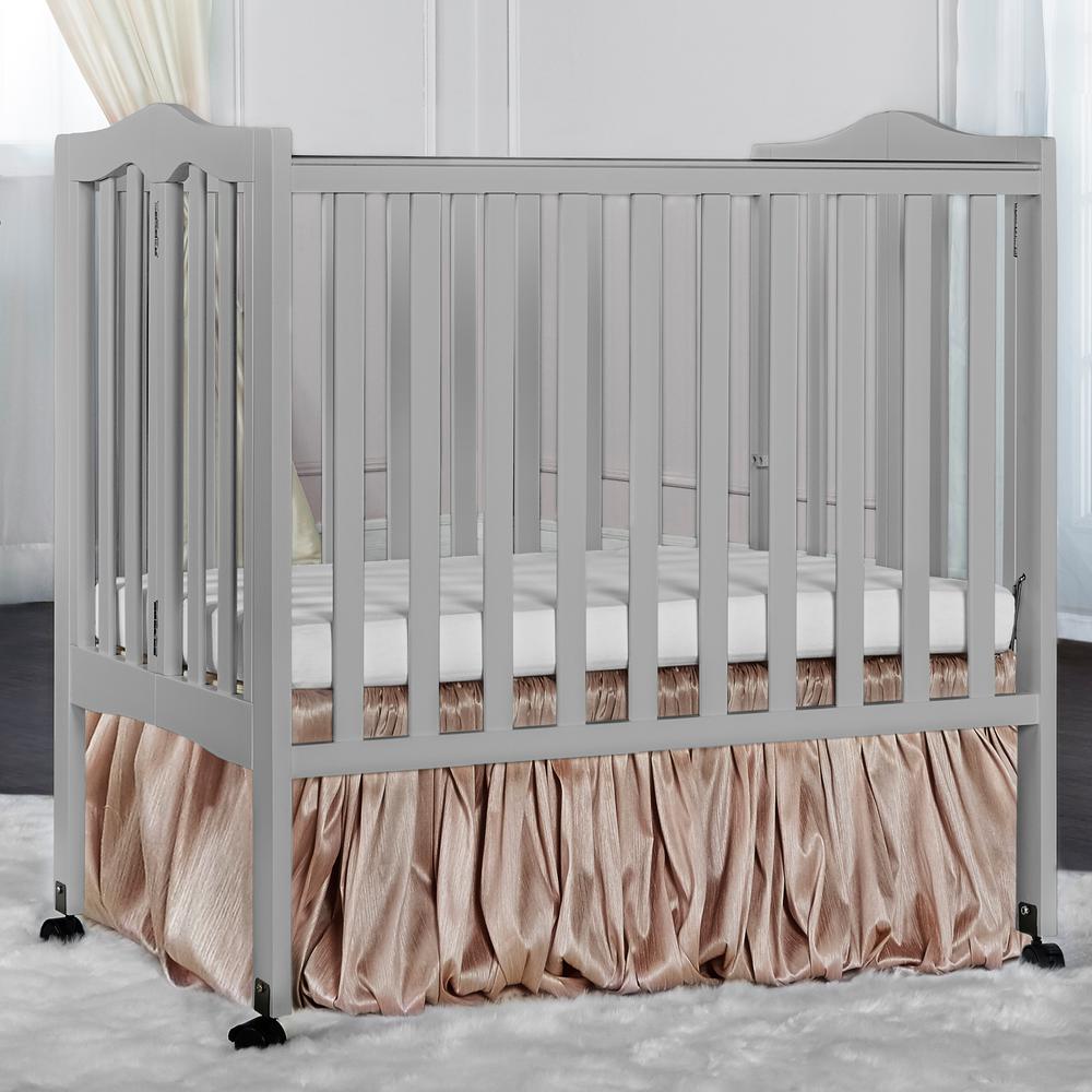 dream on me 2 in 1 lightweight folding portable crib