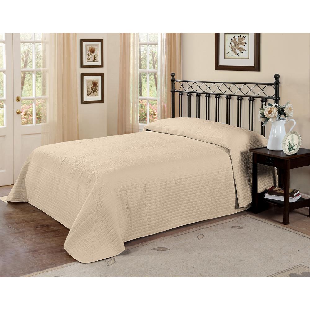 American Traditions French Tile Quilted Cream King Bedspread American Traditions French Tile Quilted Cream King Bedspread