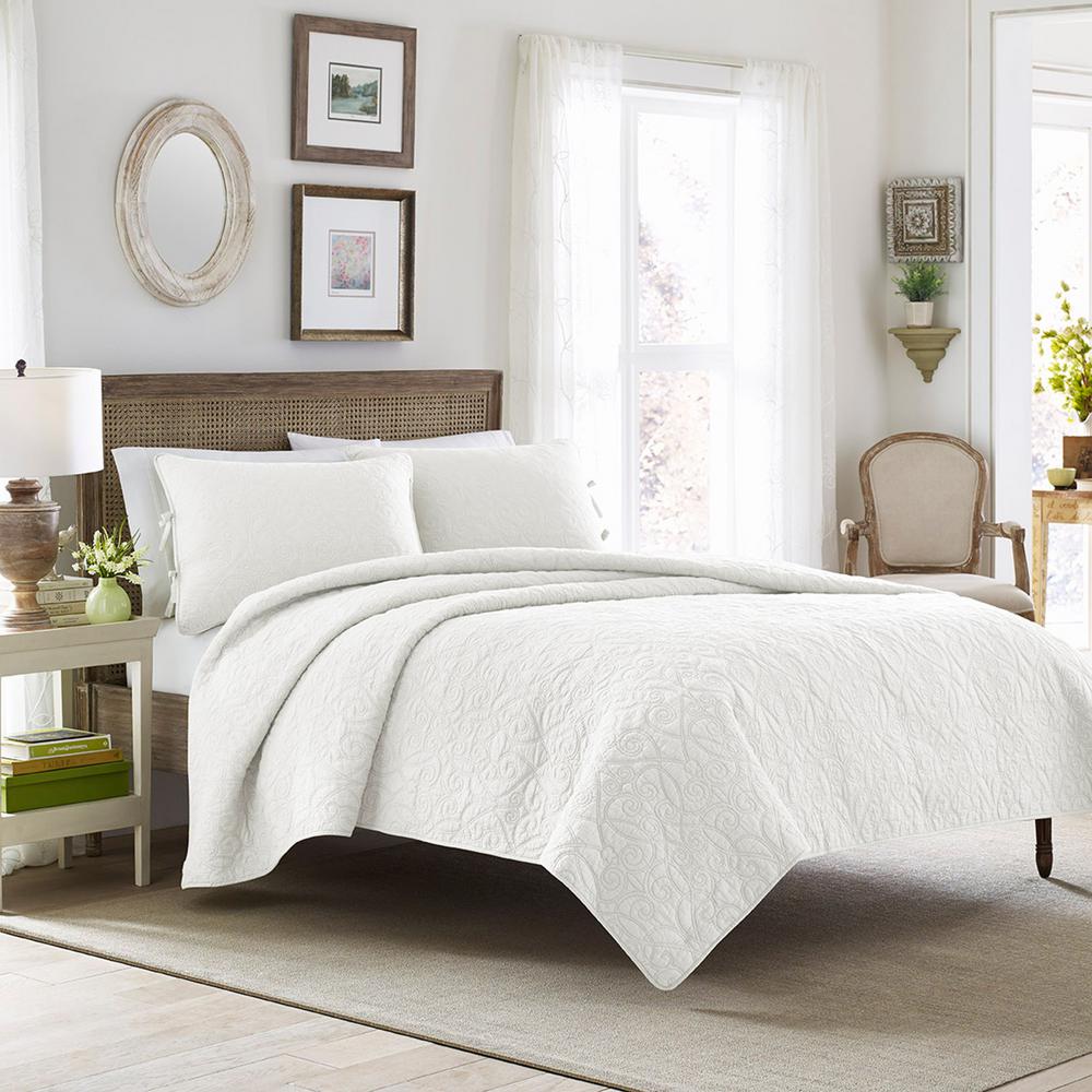 Laura Ashley Heirloom 3Piece White King Quilt Set 221297 The Home Depot