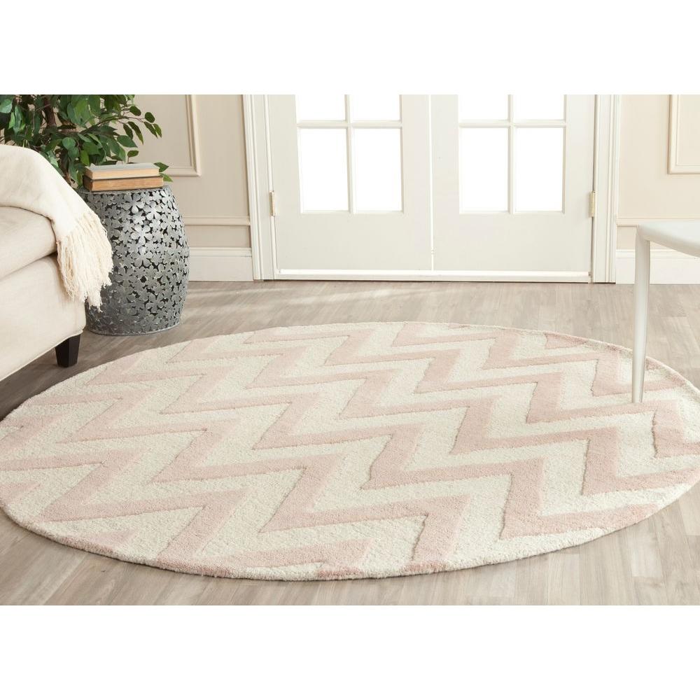 Safavieh Cambridge Light Pink/Ivory 6 ft. x 6 ft. Round Area Rug