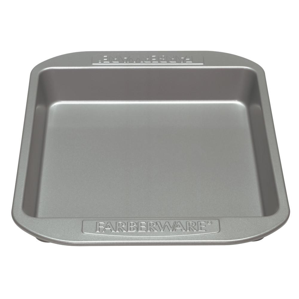 Farberware 52181 9 X 13 cake pan with Lid