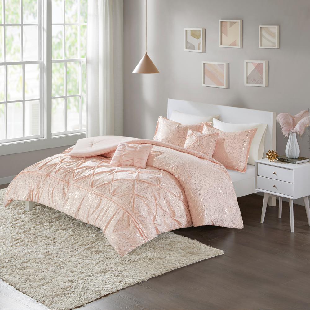 Intelligent Design Everly 4 Piece Blush Gold Twin Comforter Set